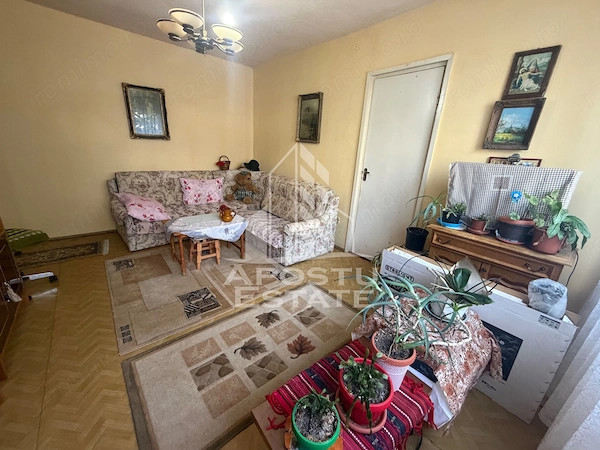 Apartament cu 3 camere de vânzare,etaj intermediar, Dacia,Timisoara — fotografia 3