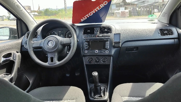 VOLKSWAGEN Polo 2012 — imagine 8