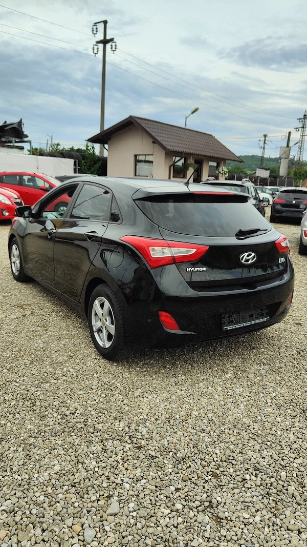 HYUNDAI i30 2014 — imagine 10