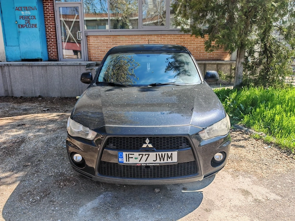 Mitsubishi Outlander 2 2012