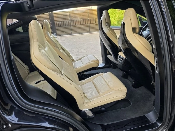TESLA Model X 2016 — imagine 8