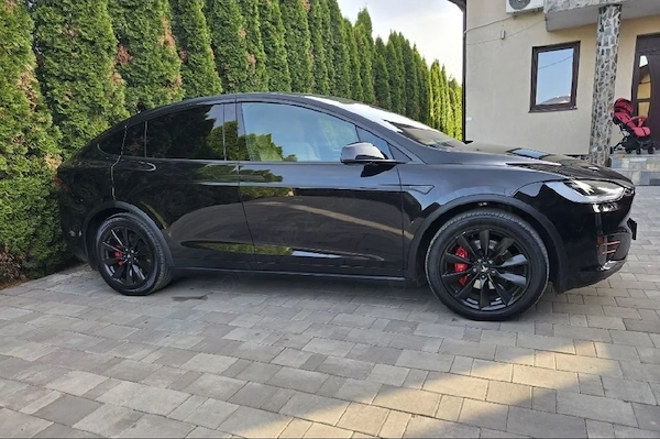 TESLA Model X 2016 — imagine 4