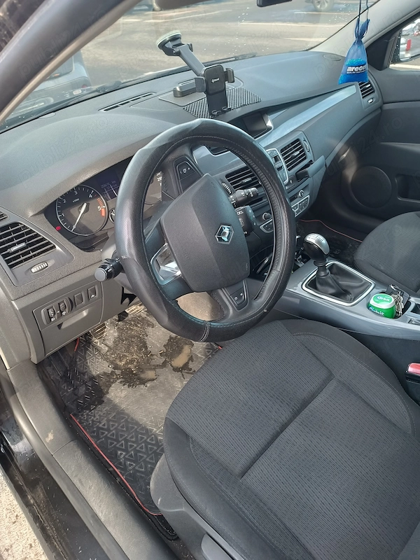 RENAULT Laguna 2010 — imagine 4