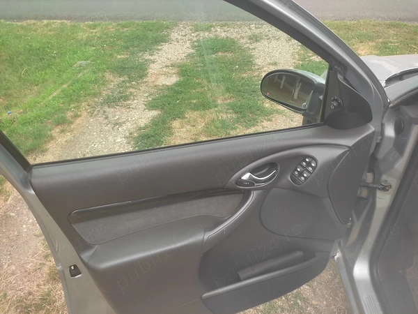 FORD Focus 2003 — imagine 6