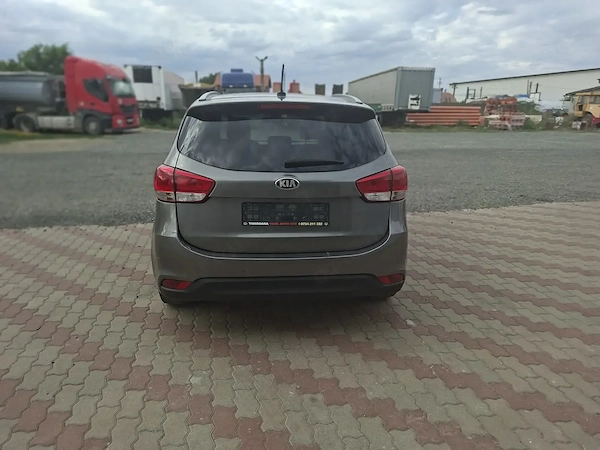 KIA Carens 2015 — imagine 2