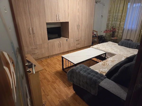 Apartament 3 decomandate 2 bai — fotografia 1