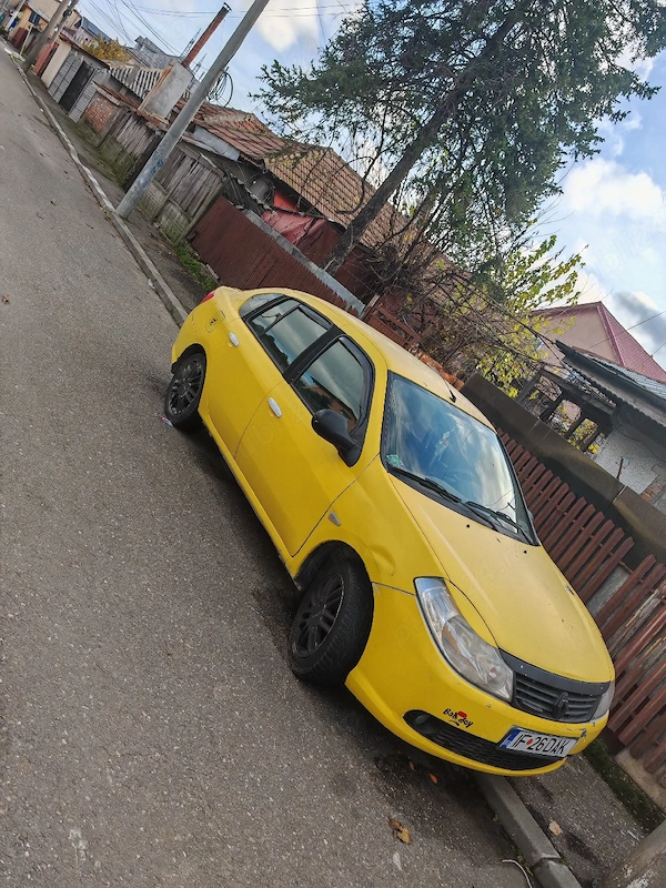 RENAULT Clio 2011 — imagine 2