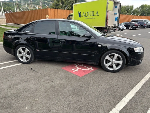 AUDI A4 2006 — imagine 2