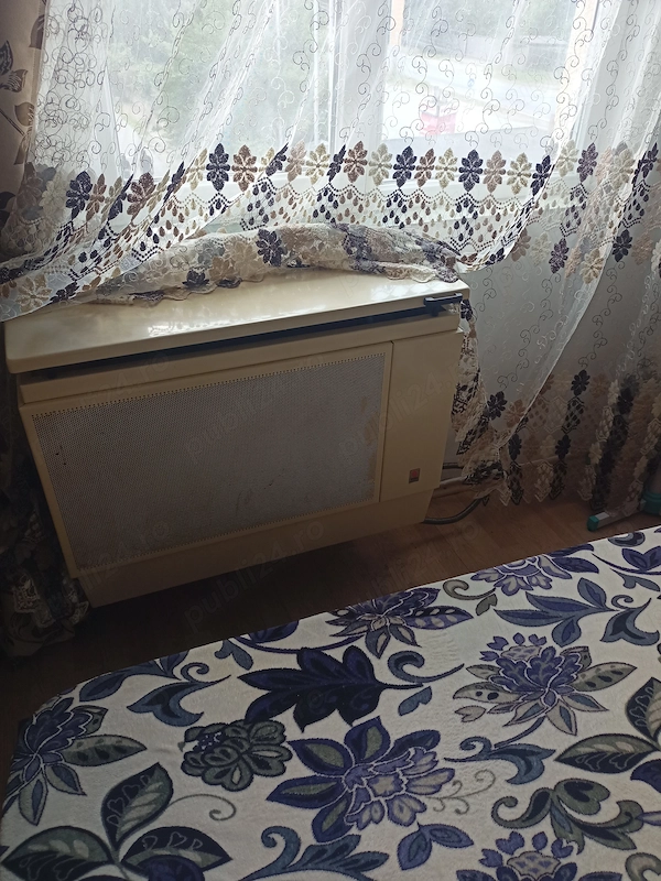 Vând camera de cămin la etajul 2 la fosta Metalurgica! — fotografia 3