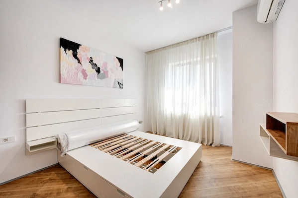 Apartament 3 camere, etaj 3, parcare inclusă, 4 City North, proprietar — fotografia 1