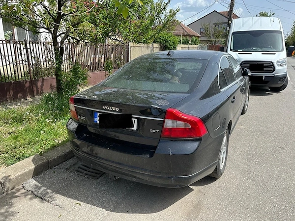 VOLVO S80