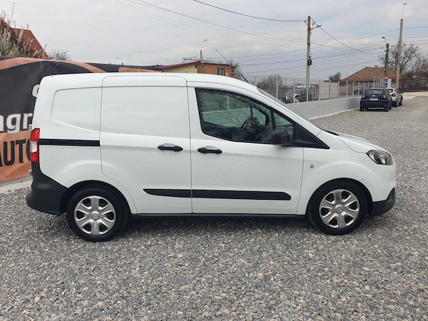 FORD Transit Courier 2021 — imagine 3