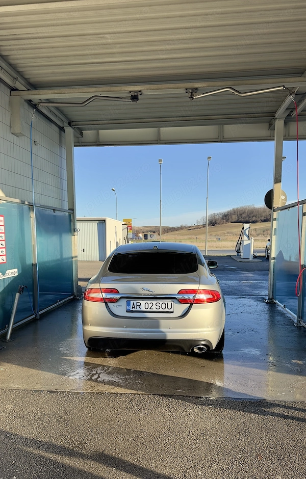 Jaguar xf 2.2 diesel in satre foarte buna