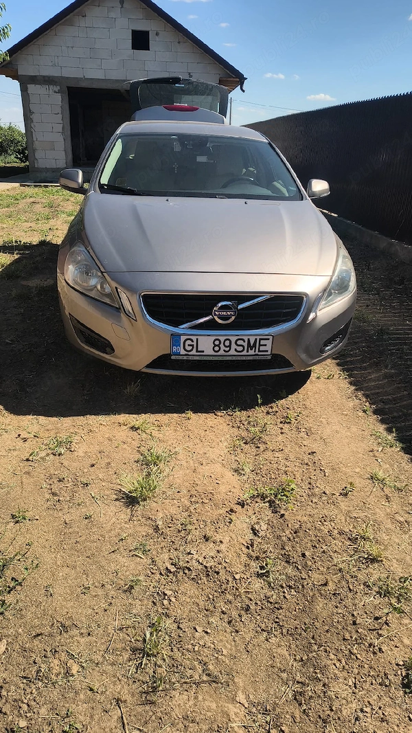 VOLVO V60 2013 — imagine 3