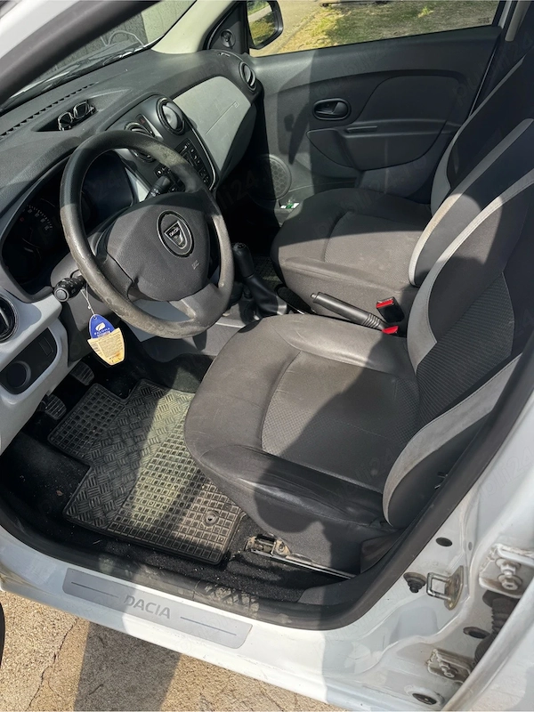 DACIA Logan 2013 — imagine 7