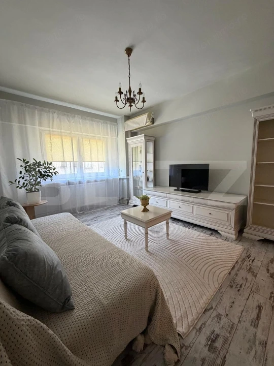 Apartament 4 camere - 95 mp, Ultracentral, zona Mercur/Elena Cuza — fotografia 1