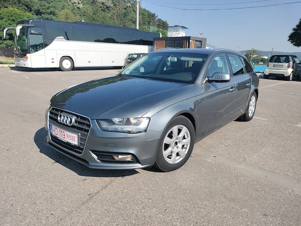 Audi A4 1.8T 170 cp 6+1 viteze an 2012 Euro 5