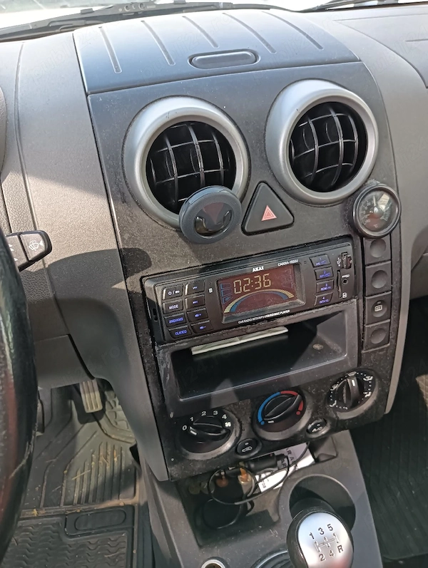 FORD Fusion 2003 — imagine 3