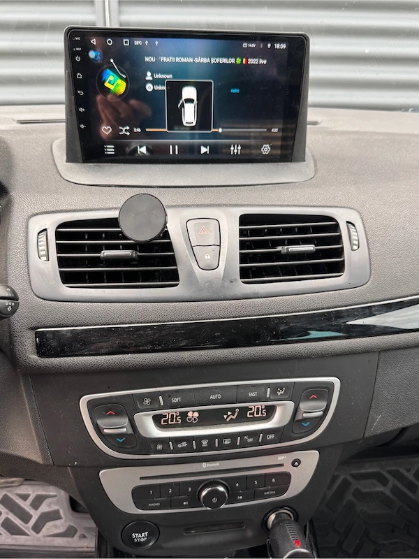 RENAULT Megane 2015 — imagine 7