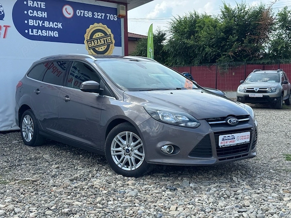 FORD Focus 2014 — imagine 6
