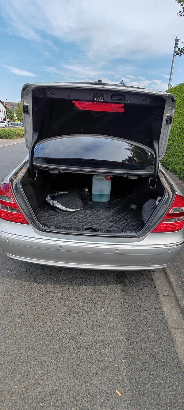MERCEDES-BENZ E-Class 2005 — imagine 5