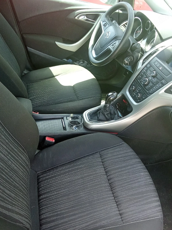 OPEL Astra 2012 — imagine 3