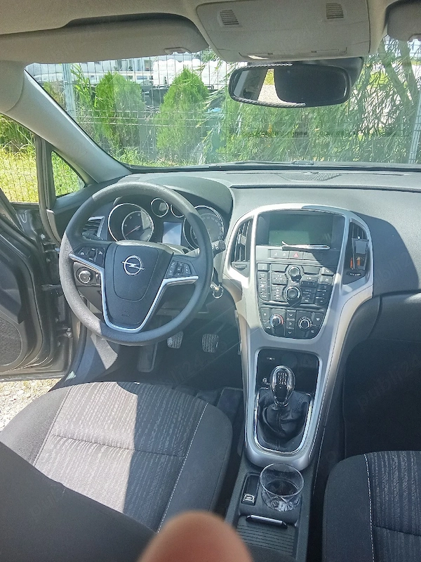 OPEL Astra 2012 — imagine 5