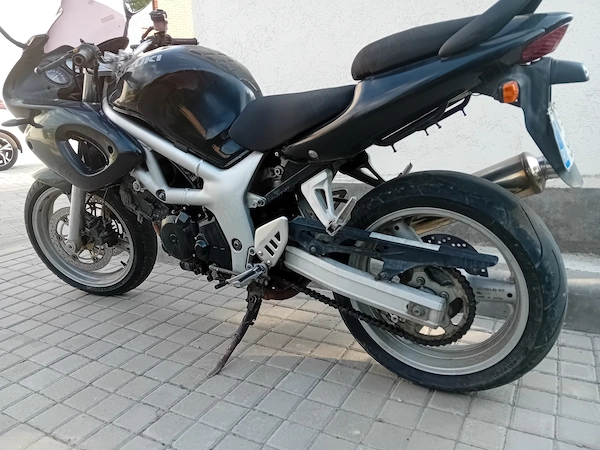 Suzuki SV650 , ITP, filtre noi, ulei schimbat, carburatoare sincronizate, furca servisata