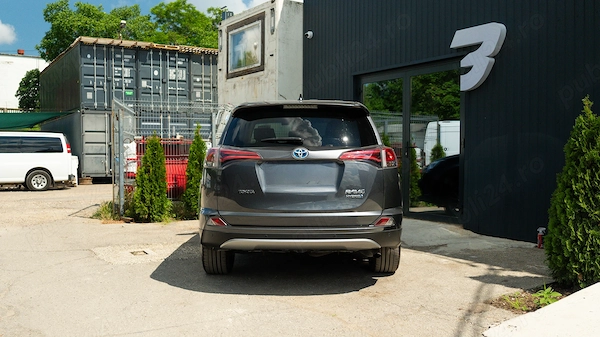 TOYOTA RAV4 2017 — imagine 4