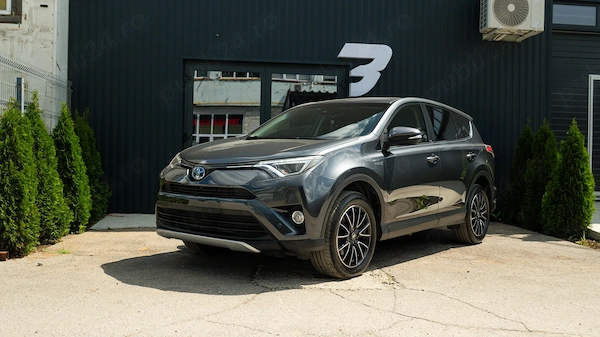 TOYOTA RAV4 2017 — imagine 3