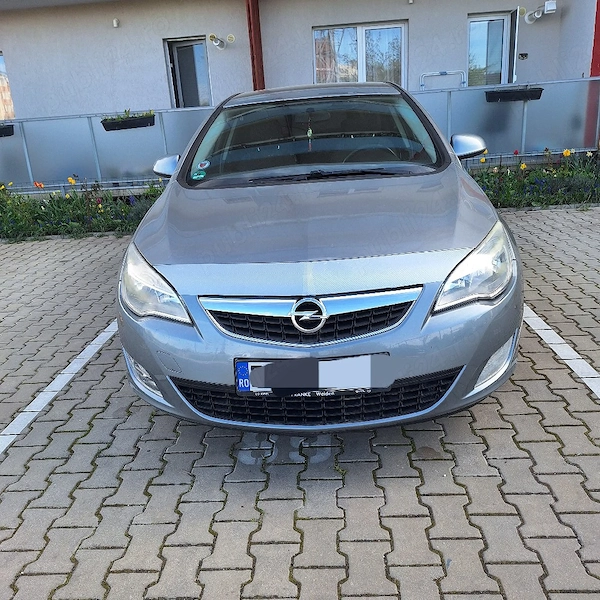 OPEL Astra 2011 — imagine 5