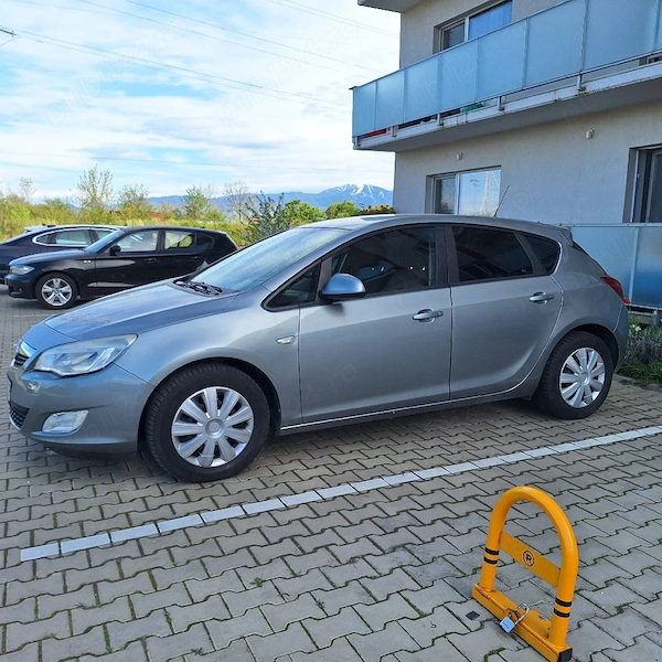 OPEL Astra 2011 — imagine 4