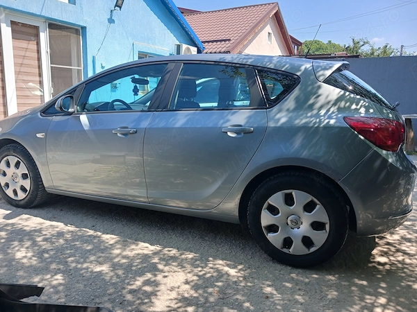 Vand Opel Astra J, 2014,