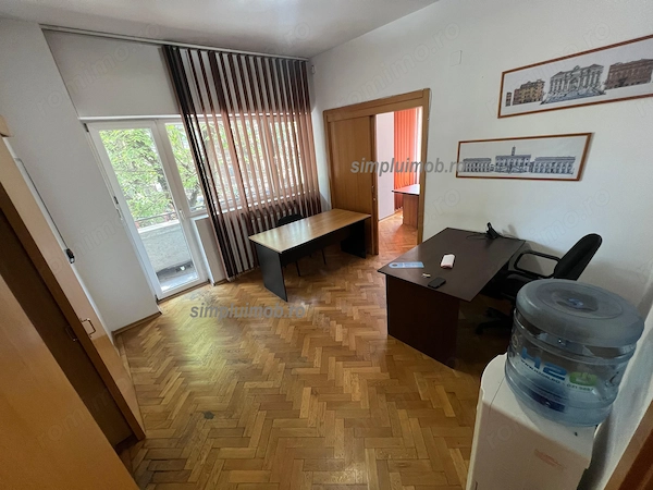 2 Camere Pretabil Birou Zona Armeneasca — fotografia 3