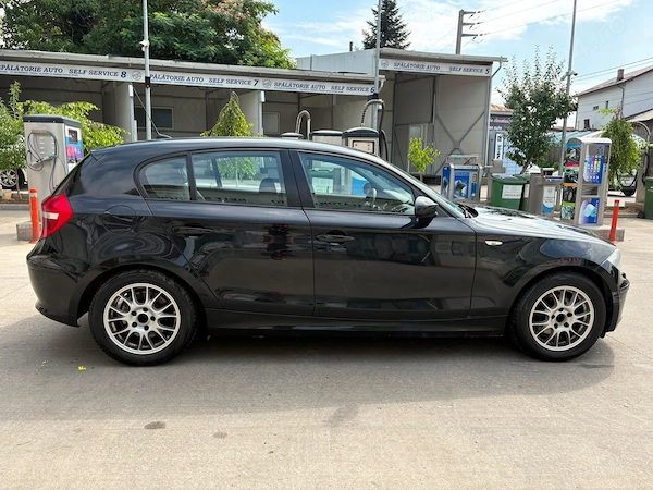 BMW 1 Series 2009 — imagine 3