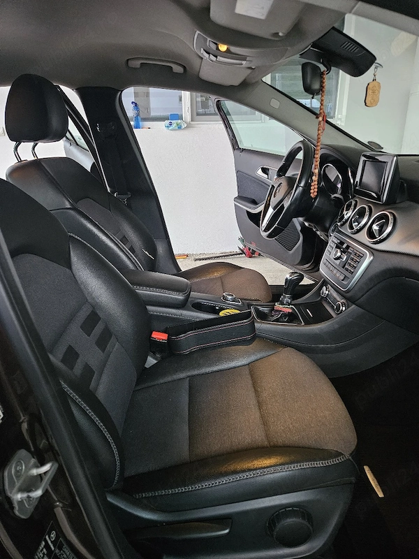 MERCEDES-BENZ GLA 2015 — imagine 9