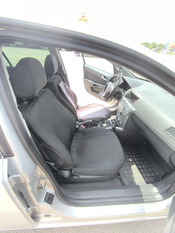 OPEL Astra 2011 — imagine 9