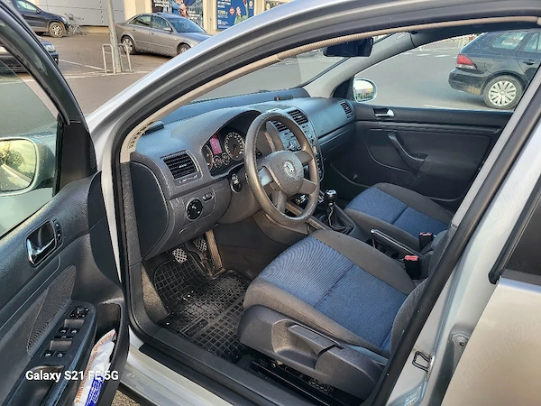 VOLKSWAGEN Golf 2005 — imagine 5