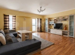 Apartament de vanzare, 127 mp – Zona Parcului, Făgăraș — fotografia 2