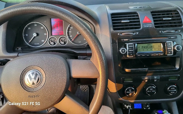 VOLKSWAGEN Golf 2005 — imagine 7