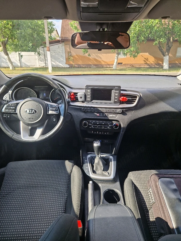 KIA Ceed 2018 — imagine 3