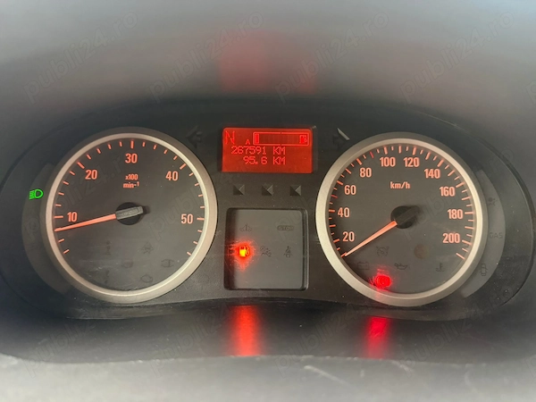 OPEL Vivaro 2011 — imagine 5