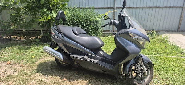 Scuter Suzuki Burgman