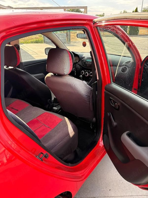 HYUNDAI i10 2009 — imagine 3