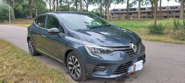 RENAULT Clio 2022 — imagine 2