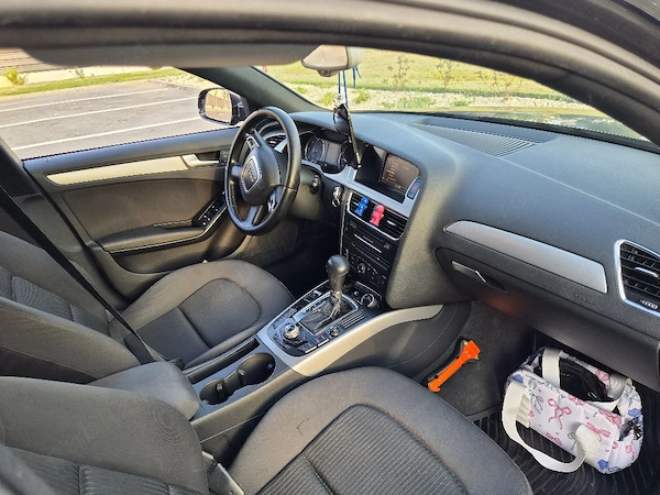 Se vinde Audi A 4