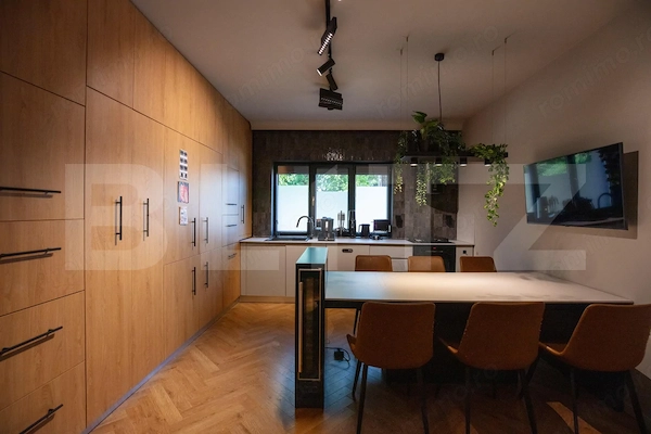 Apartament 4 camere, 88 mp, mobilat, utilat și ultra-renovat, Nanterre — fotografia 1