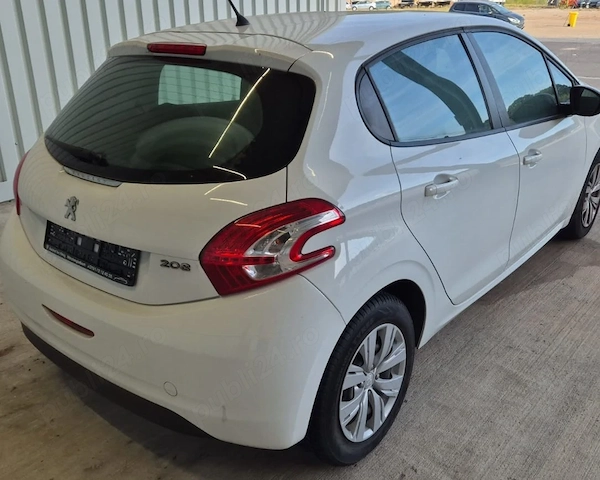 PEUGEOT 208 2014 — imagine 3