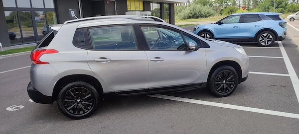 PEUGEOT 2008 2015 — imagine 4