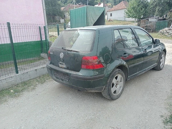 VOLKSWAGEN Golf 2002 — imagine 3